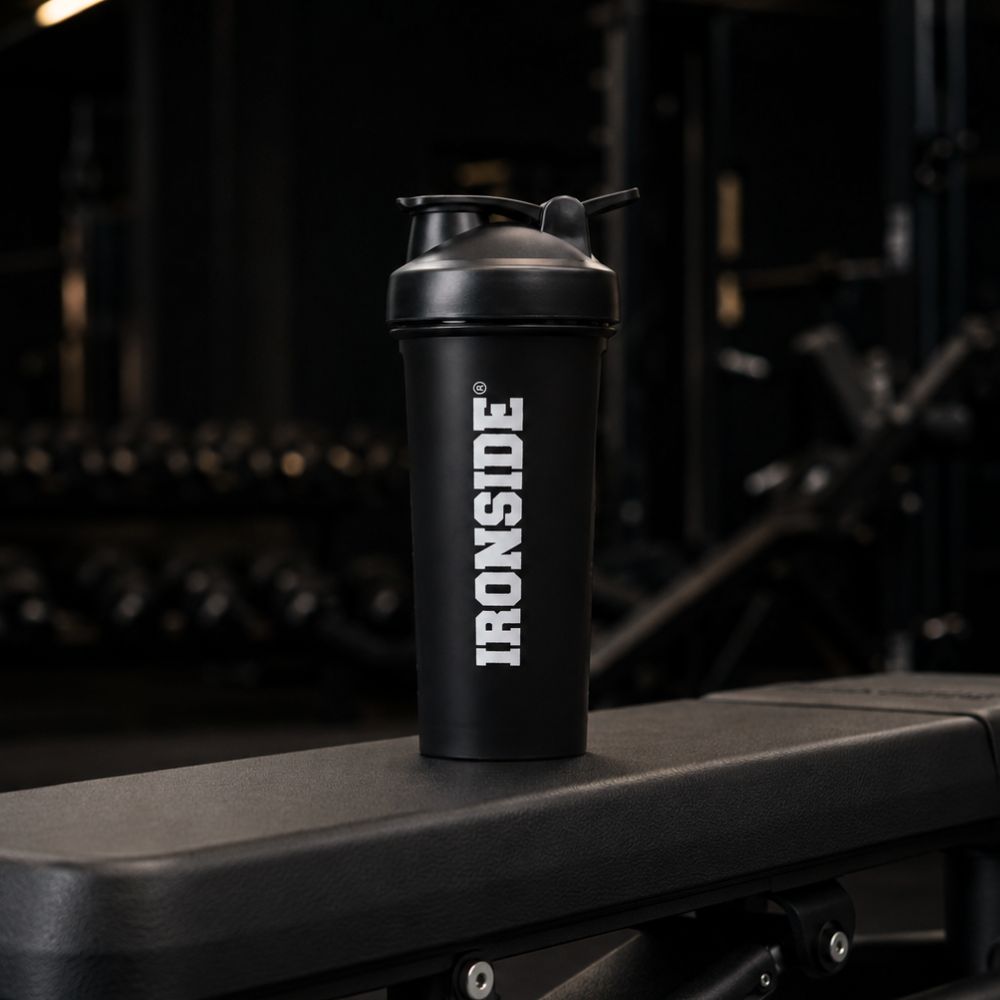 Botella Shaker de Plástico IRONSIDE: hidratación práctica para entrenar con más enfoque