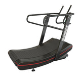 Caminadora curva sin motor para técnica de carrera y entrenamiento funcional. Diseño ergonómico de alta resistencia.