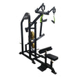 Lat Pulldown plate loaded profesional con manillas rotatorias, brazos ajustables y alta estabilidad para tracción vertical precisa en uso comercial intensivo.